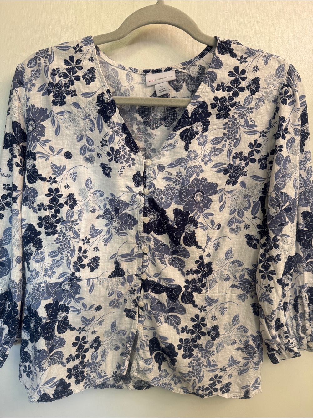 Liz Claiborne Blue Floral Button-Front Women's Top